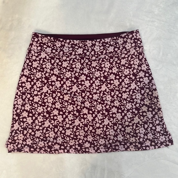 Tranquillity by Colorado clothing Plum purple Athletic Skort X-s ditsy floral - Picture 1 of 9
